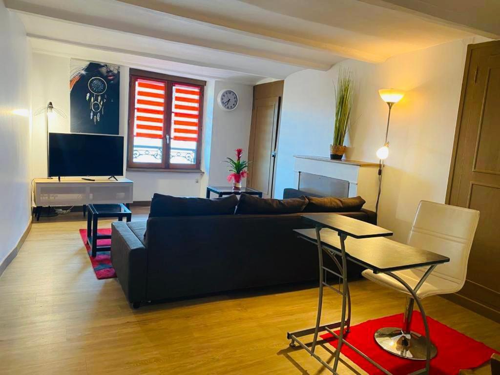Le Puy-en-VelayDoux Refugeアパートメント エクステリア 写真